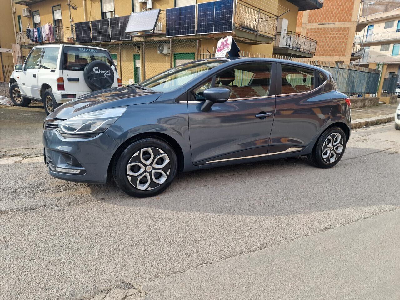 Renault Clio dCi 8V 75 CV 5 porte Duel