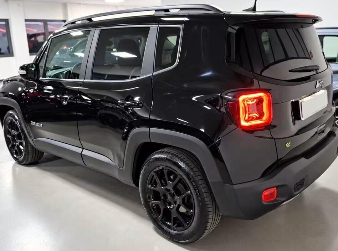 Jeep Renegade 1.5 Turbo T4 MHEV Total black full optional