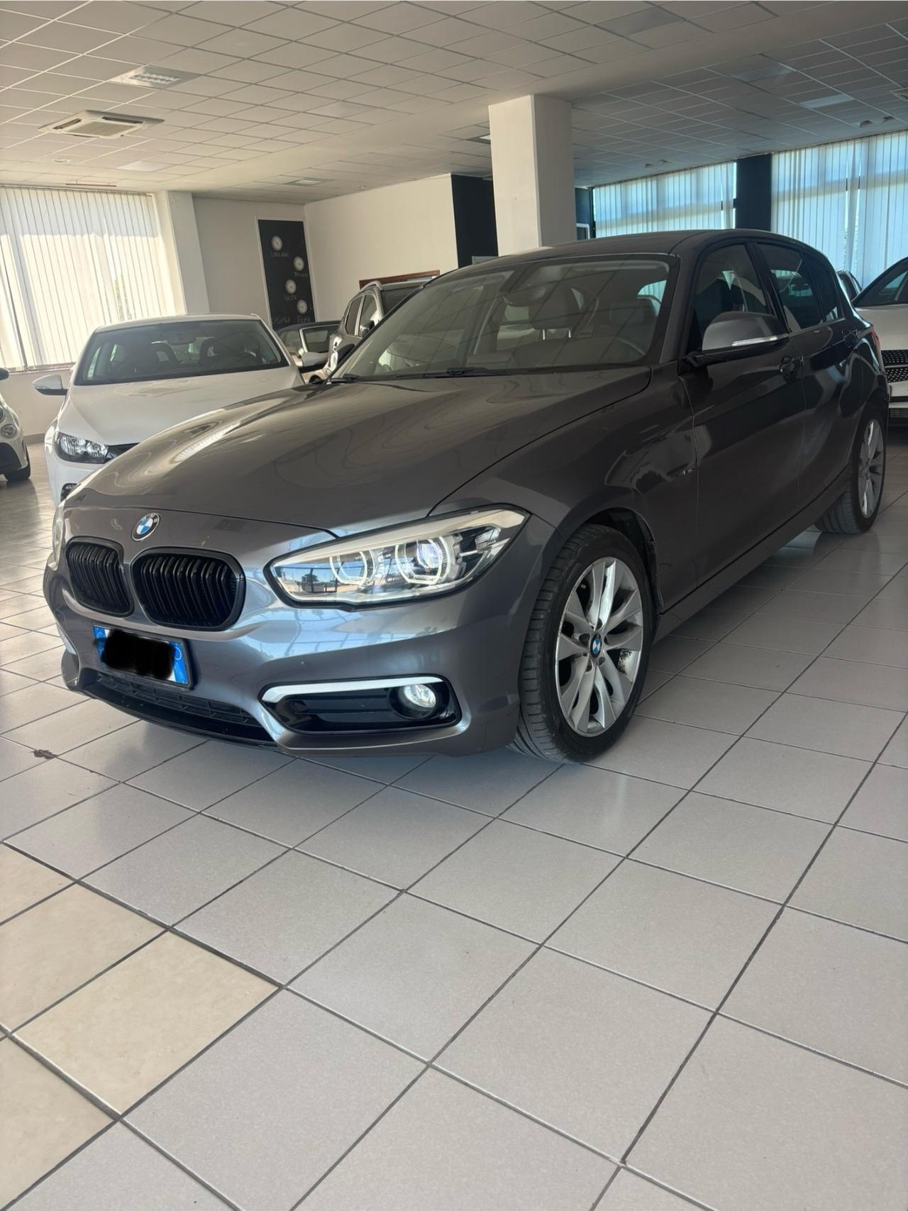 Bmw 116 116d 5p. Urban
