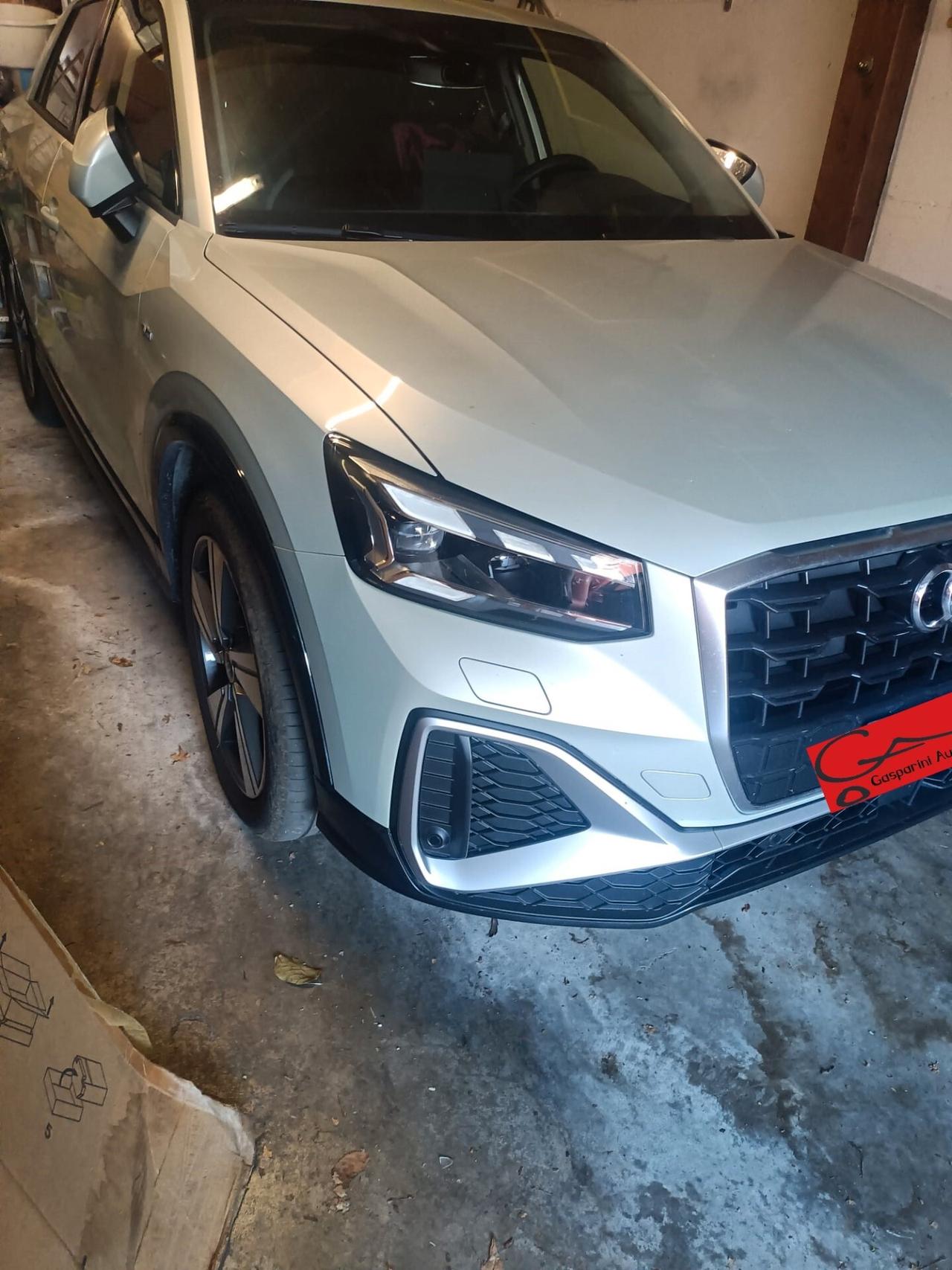 Audi Q2 30 TDI Business Advanced
