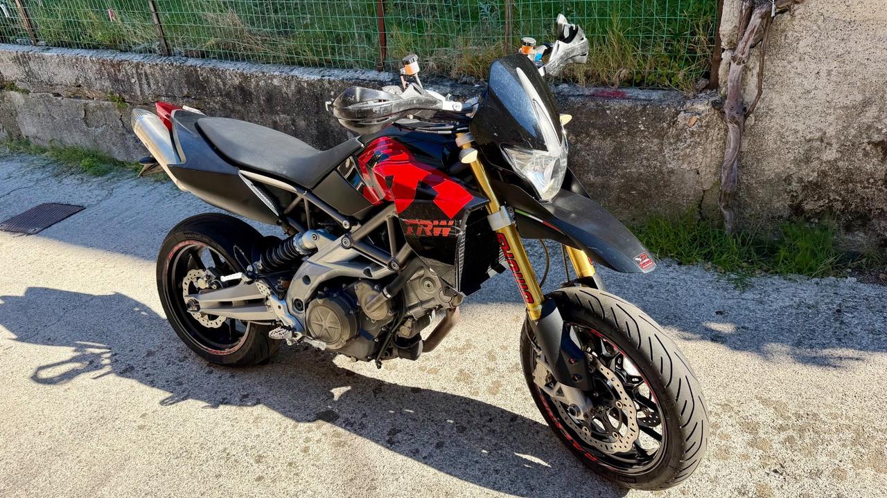 Aprilia Dorsoduro 750