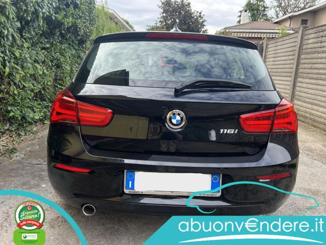 BMW 118 i 5p. Advantage