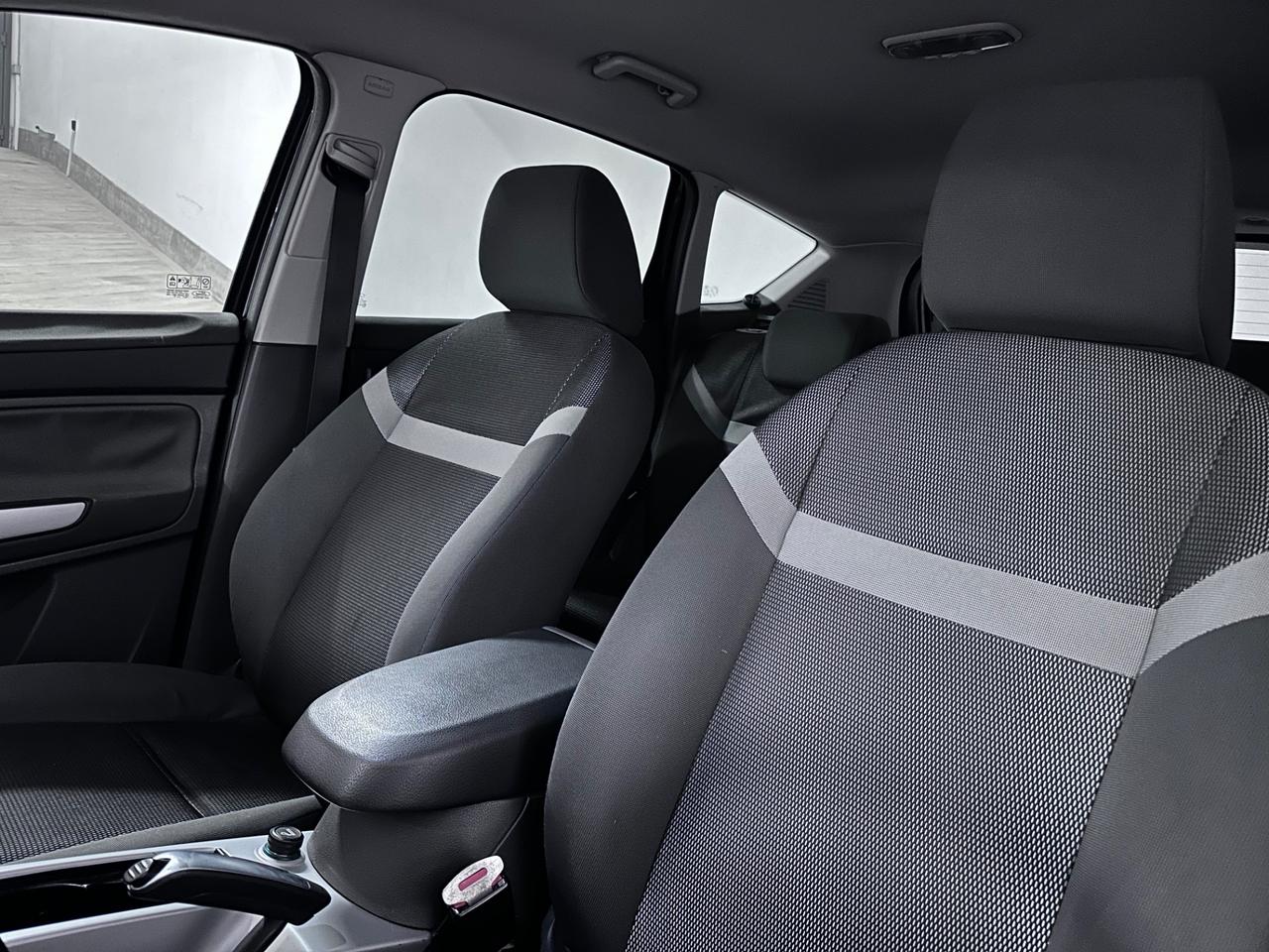 Ford Kuga Kuga+ 2.0 TDCi 140 CV 2WD DPF