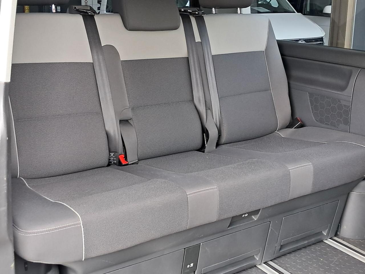 VOLKSWAGEN T5 CALIFORNIA BEACH 4MOTION AUTOCARAVAN