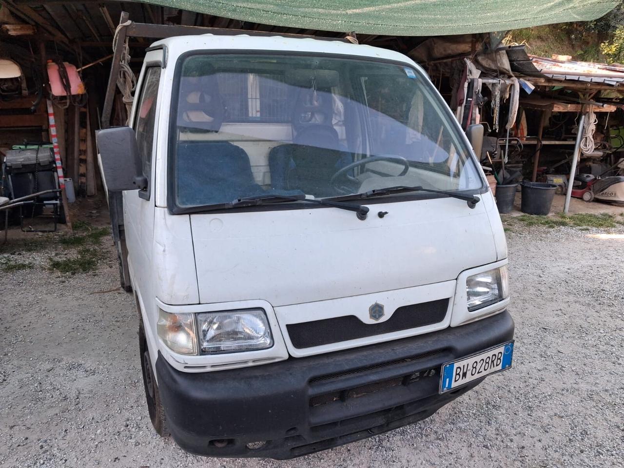 Piaggio Porter 1.4 diesel cassone ribaltabile tri laterale.