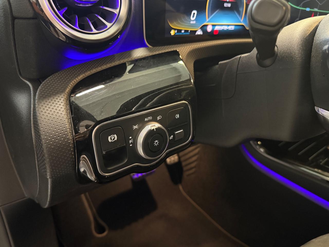 Mercedes-benz A 250 Premium Amg Night Edition
