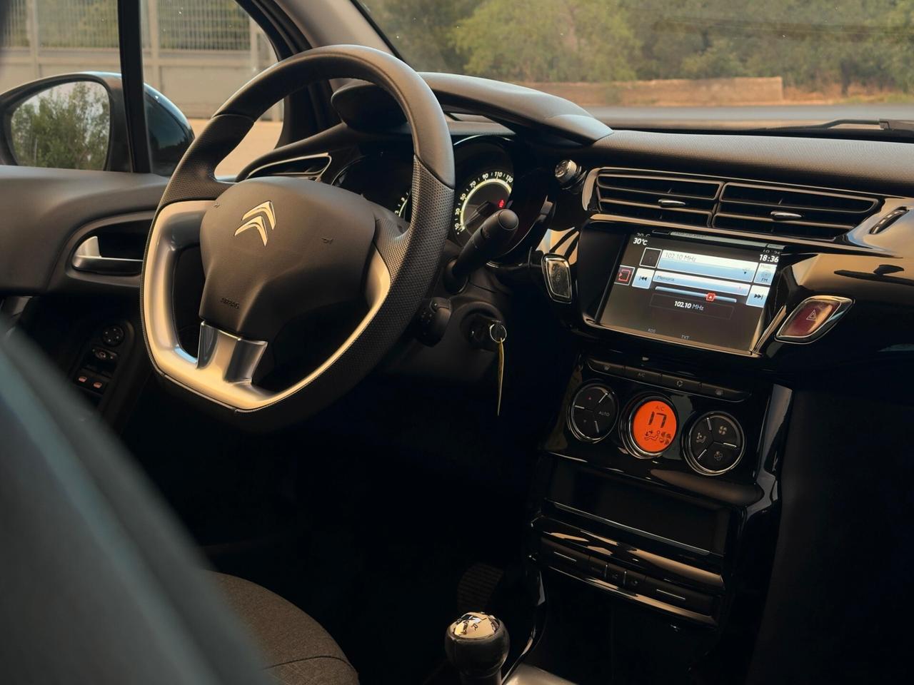 Citroen C3 1.6 BlueHDi 75 cv Monna Lisa
