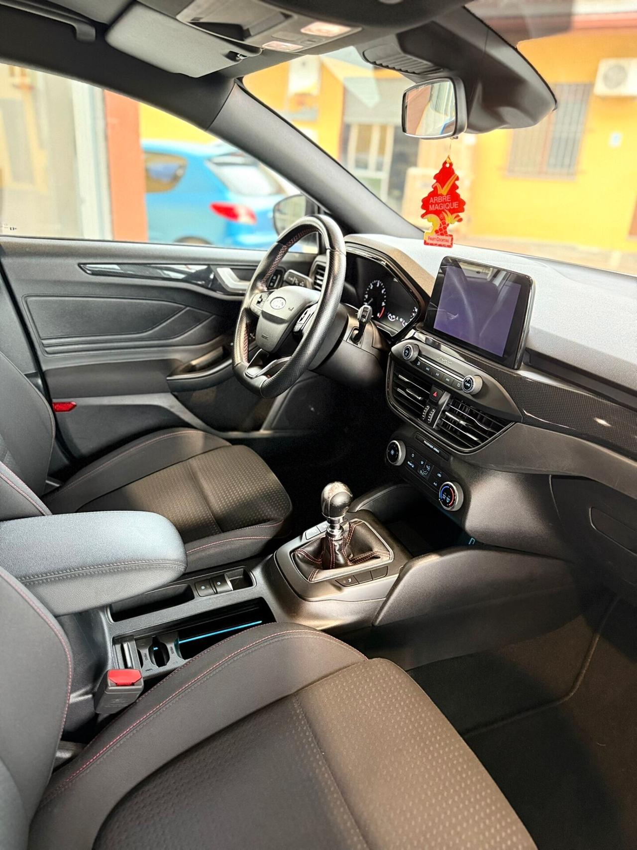 Ford Focus 1.5 TDCI ST LINE 120 CV
