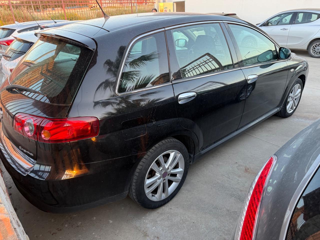 Fiat Croma 1.9 Multijet Emotion