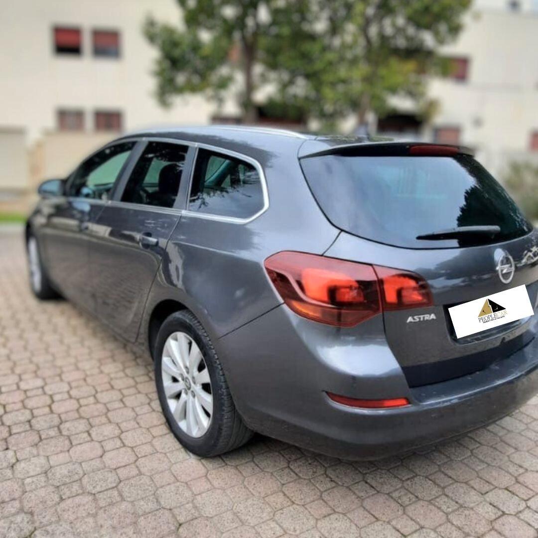 Opel Astra 1.7 CDTI 125CV 5 porte Cosmo