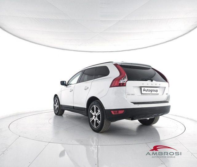 VOLVO XC60 D3 Geartronic Momentum - PER OPERATORI DEL SETTORE