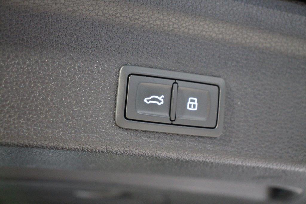 Audi Q3 Sportback 40 2.0 tdi S line edition quattro 200cv