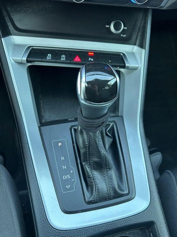 Audi Q3 II 2018 35 2.0 TDI Business S tronic