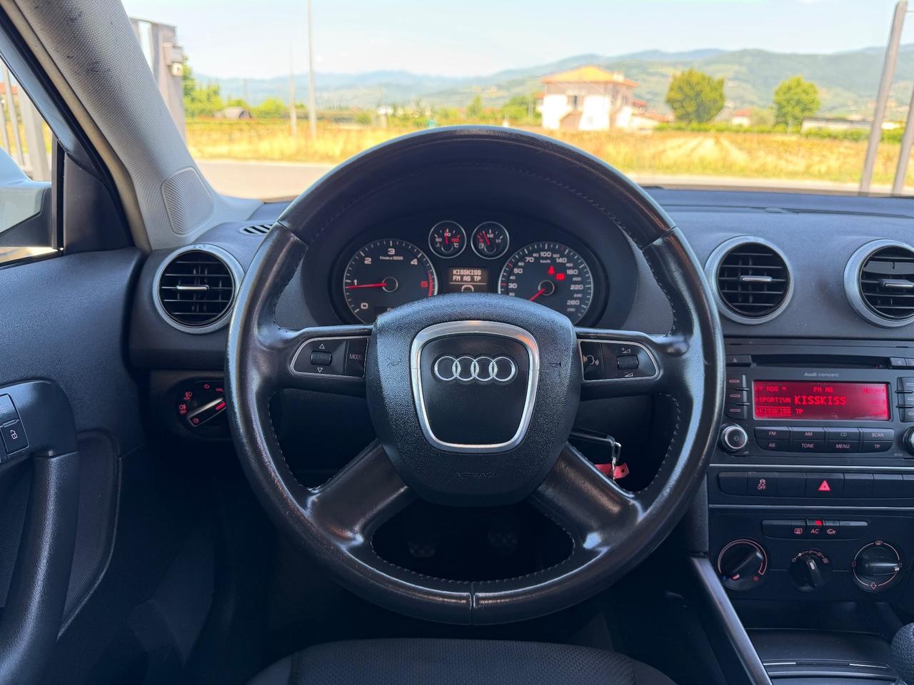 Audi A3 SPB 1.6 TDI 105CV Attraction Tetto Apribile