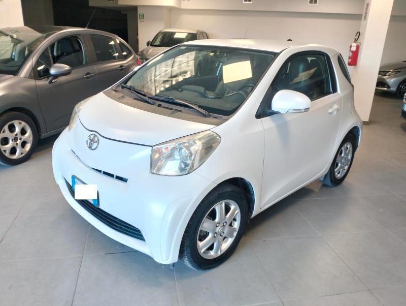 Toyota iQ 1.0 cvt Pelle Cerchi KM 105000