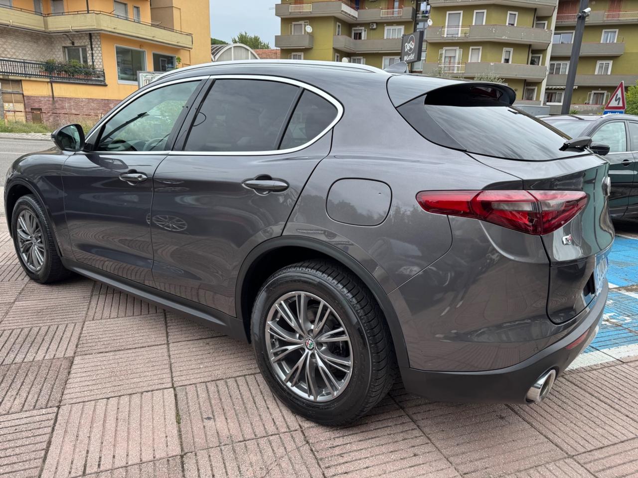 Alfa Romeo Stelvio 2.2 Turbodiesel 210 CV AT8 Q4 Executive