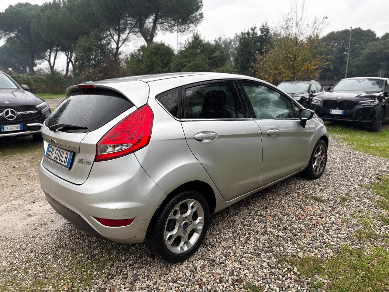 Ford Fiesta 1.4 TDCi 70CV 5 porte Titanium