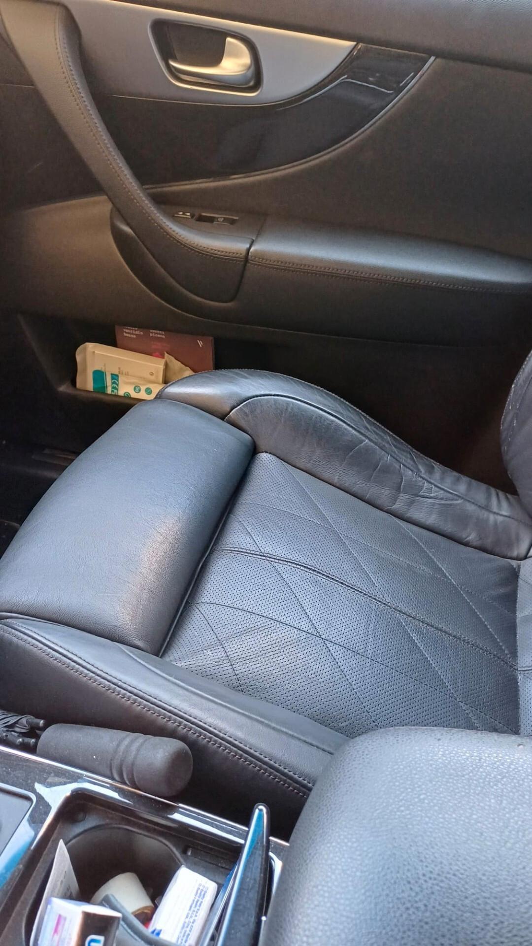 Infiniti FX30d S Premium