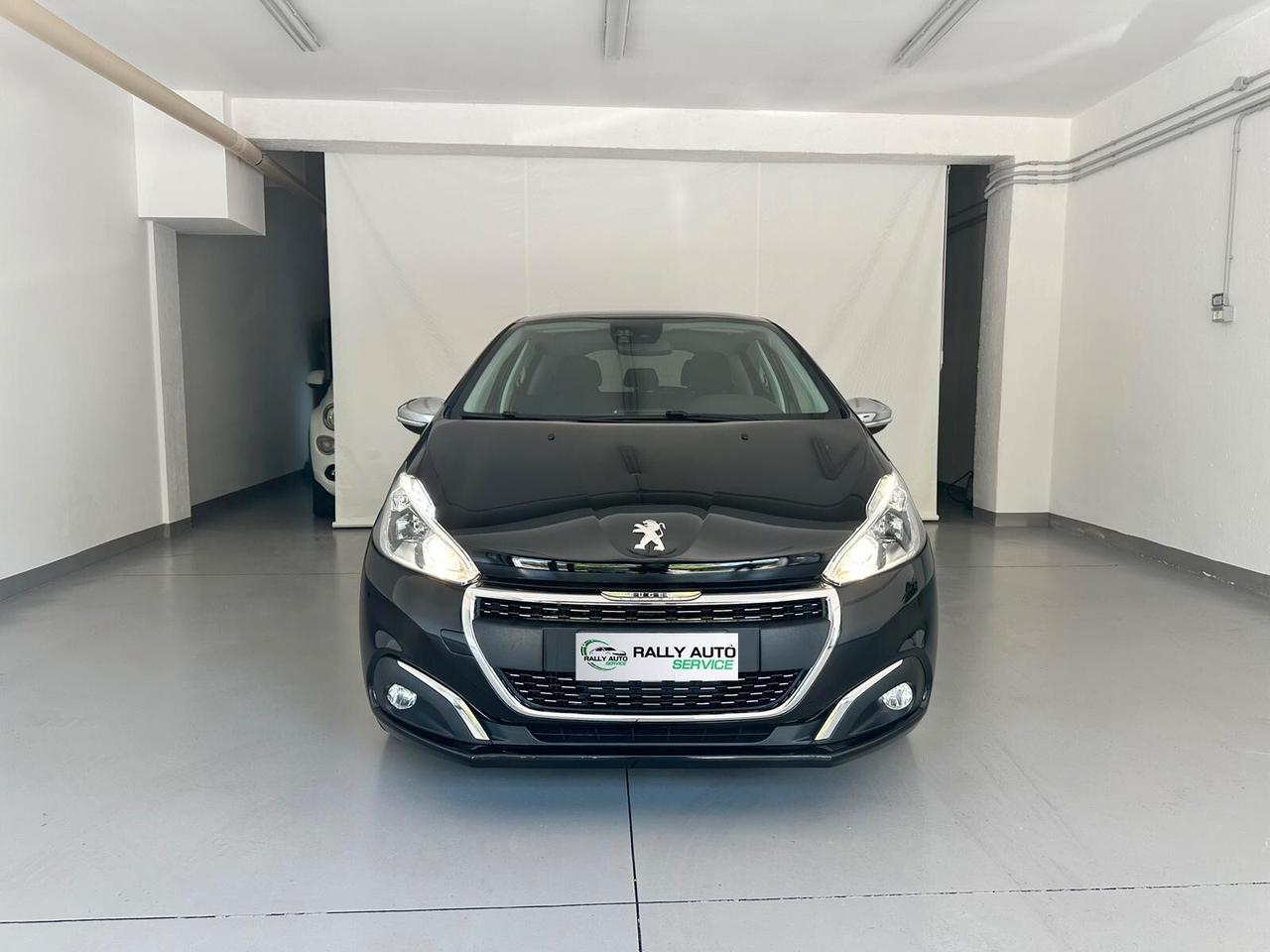 Peugeot 208 BlueHDi 100 S&S 5 porte Signature