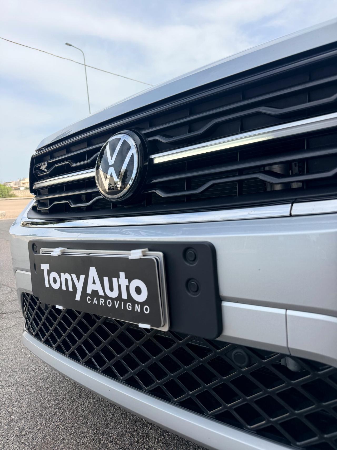 Volkswagen T-Cross 1.0 tsi R-Line edition Plus 115cv TELECAMERA,NAVI,APPLE CARPLAY,VIRTUAL COCKPIT, GARANZIA UFFICIALE