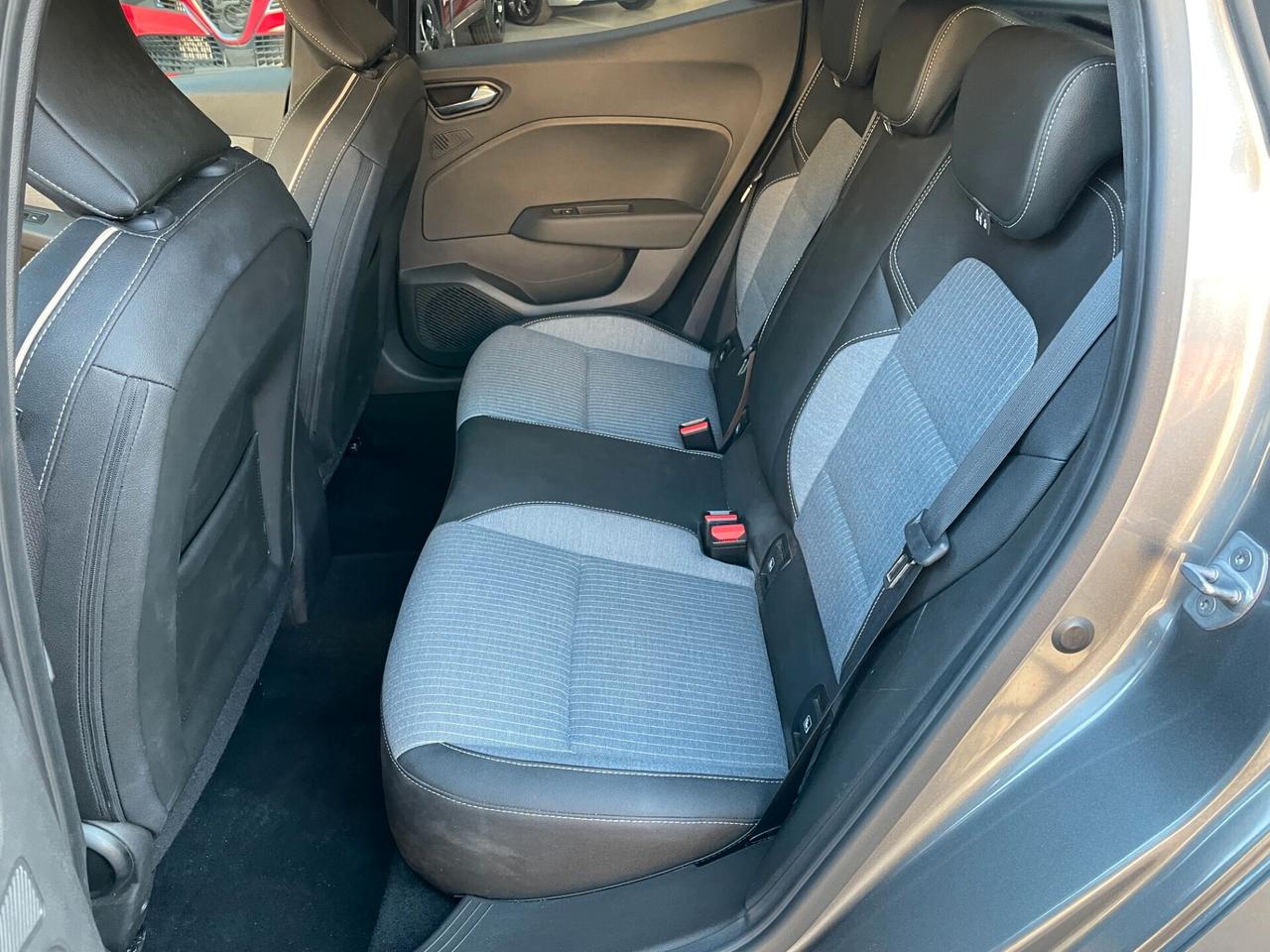 Renault Clio TCe 90 CV 5 porte Techno