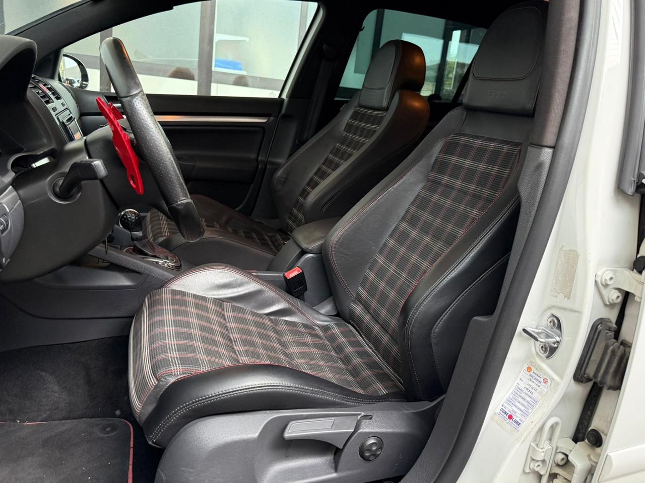 Volkswagen Golf GTI 2.0 16V TFSI 5p. DSG Edition 30