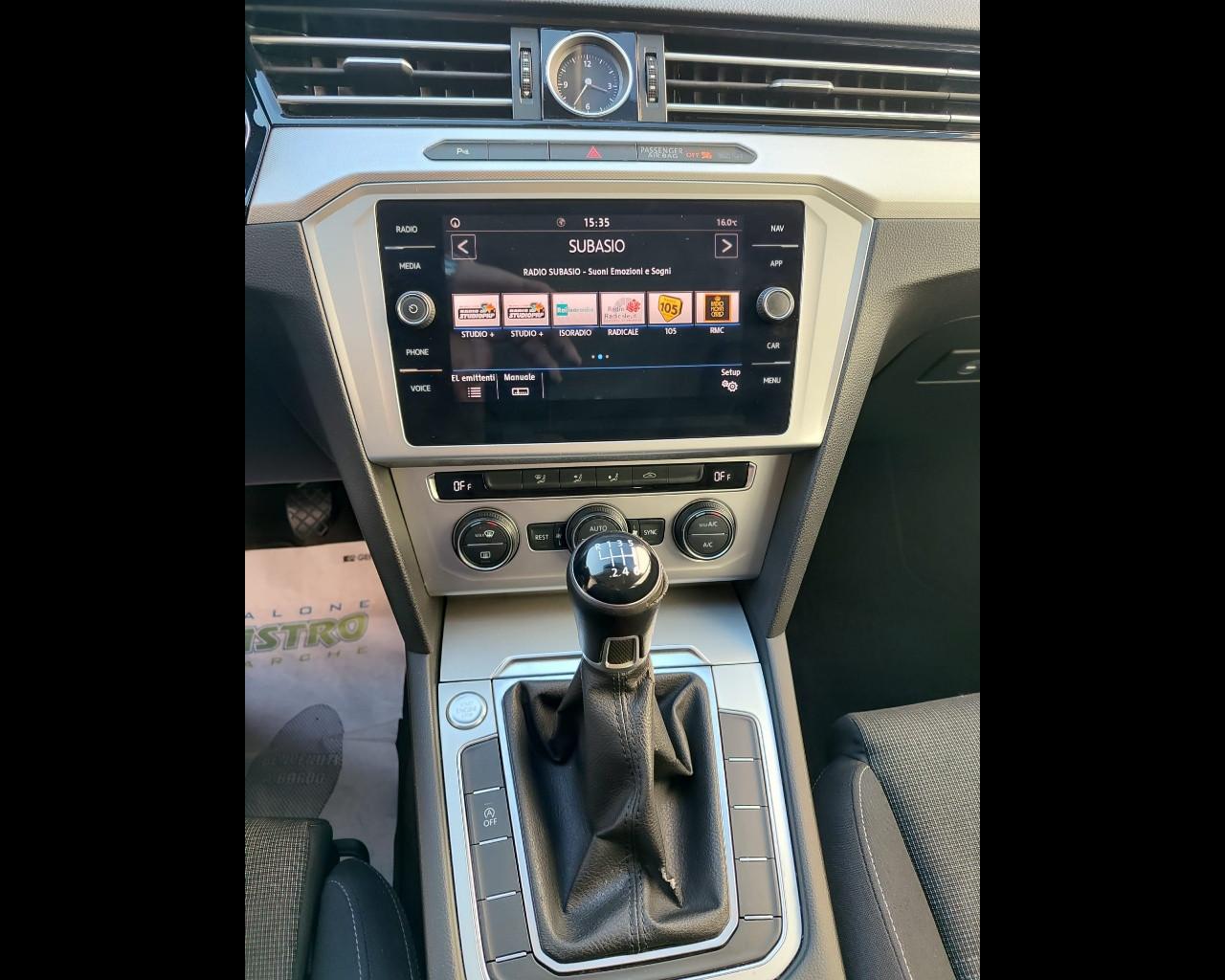 VOLKSWAGEN Passat Business Variant 1.6 TDI Trendline BlueMotion Tech.