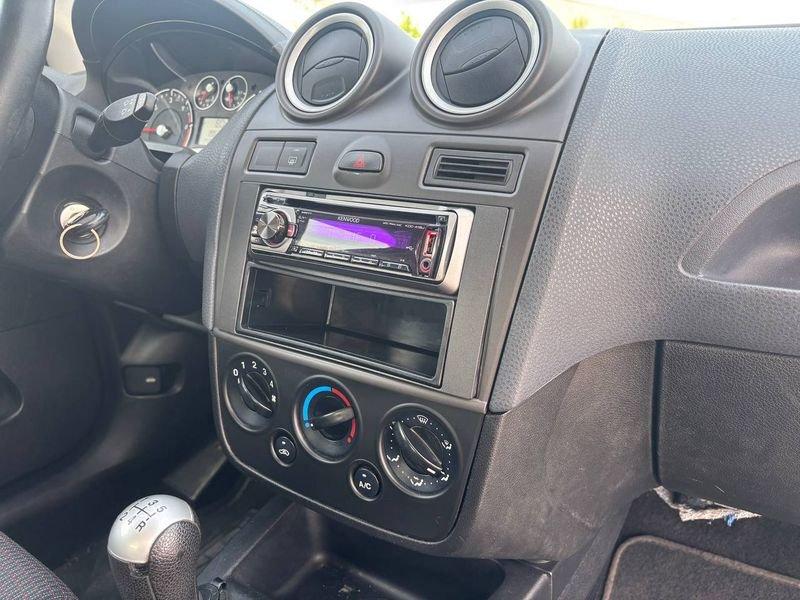 Ford Fiesta NEOP. 1.6 Diesel 90cv