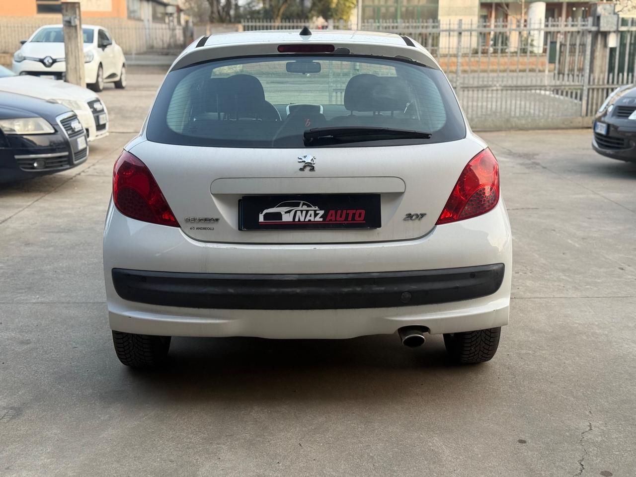 Peugeot 207 1.4 VTi 95CV 5p. XS