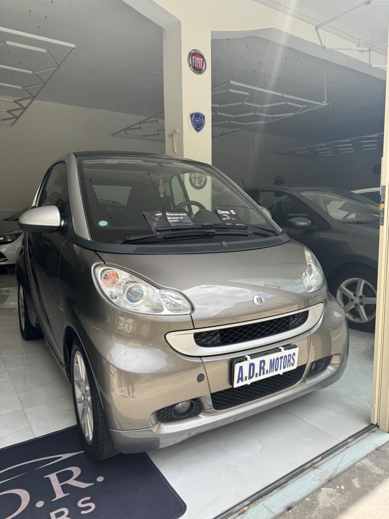 Smart ForTwo 1000 52 kW MHD coupé passion