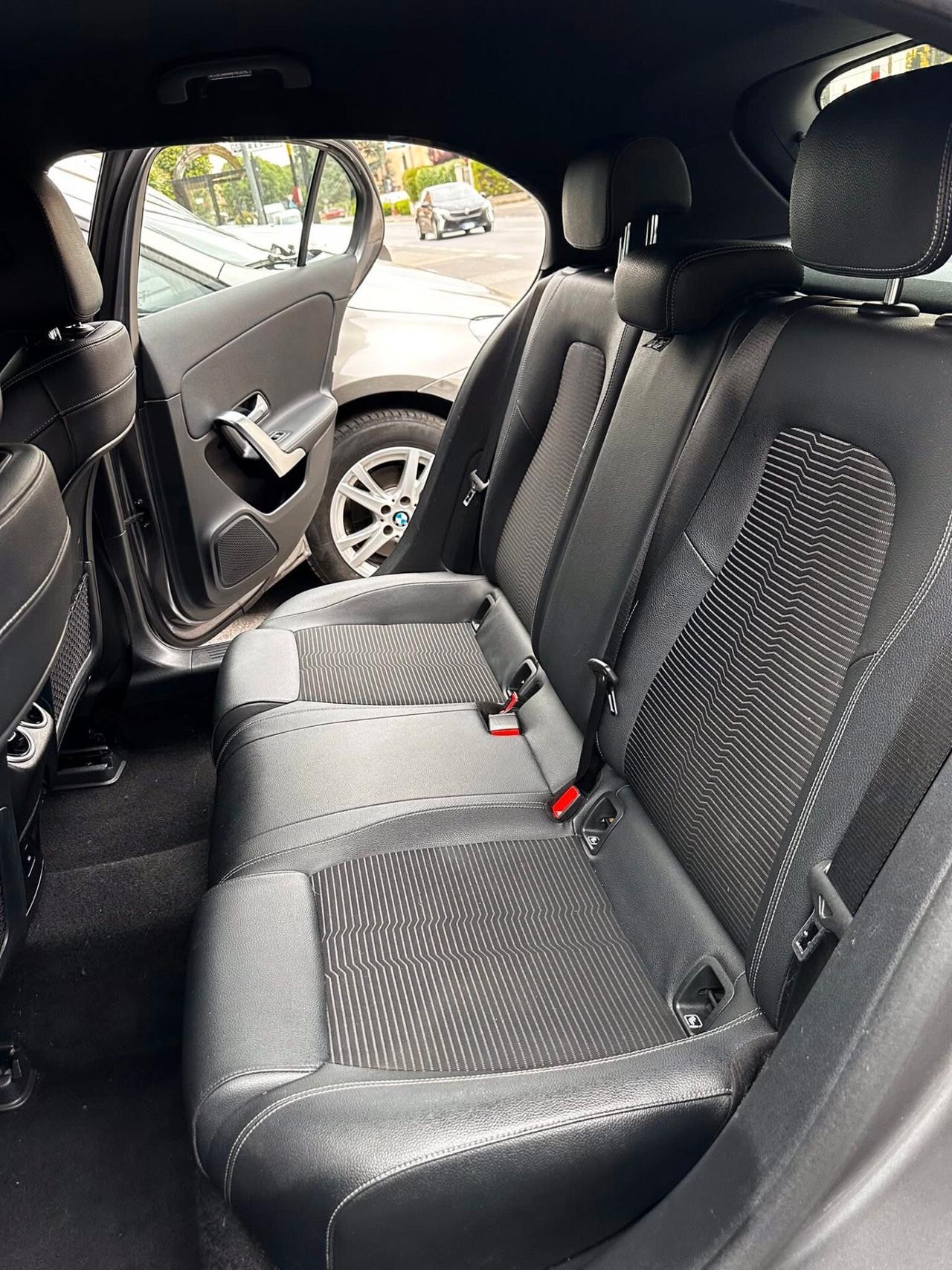 Mercedes-benz A 180 d Automatic Sport neopatentati