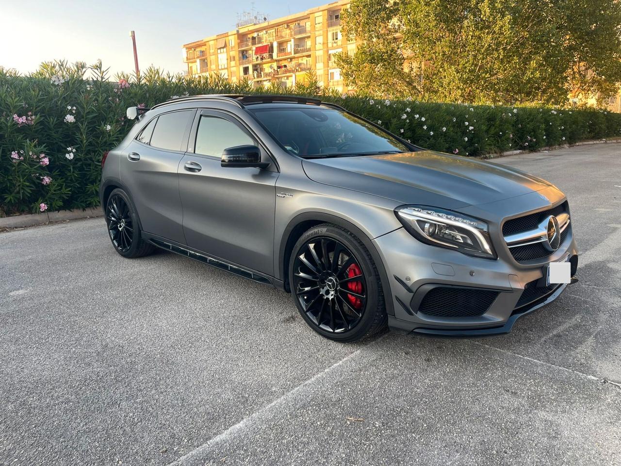 Mercedes benz GLA 45 AMG 4Matic Performance AMG