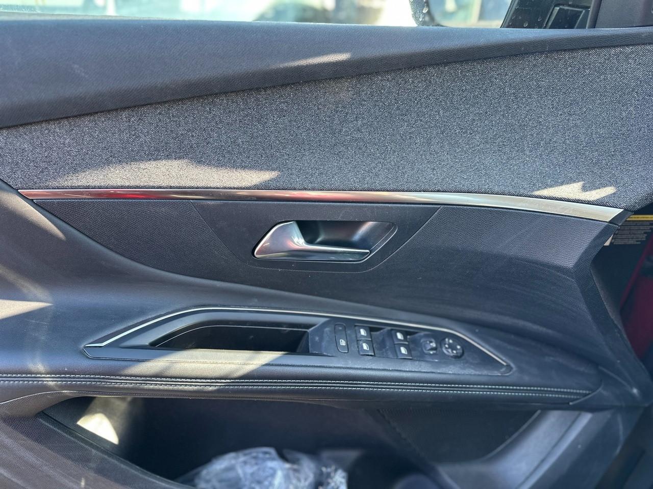 PEUGEOT 3008 2ª serie - 3008 BlueHDi 130 S&S EAT8 Allure