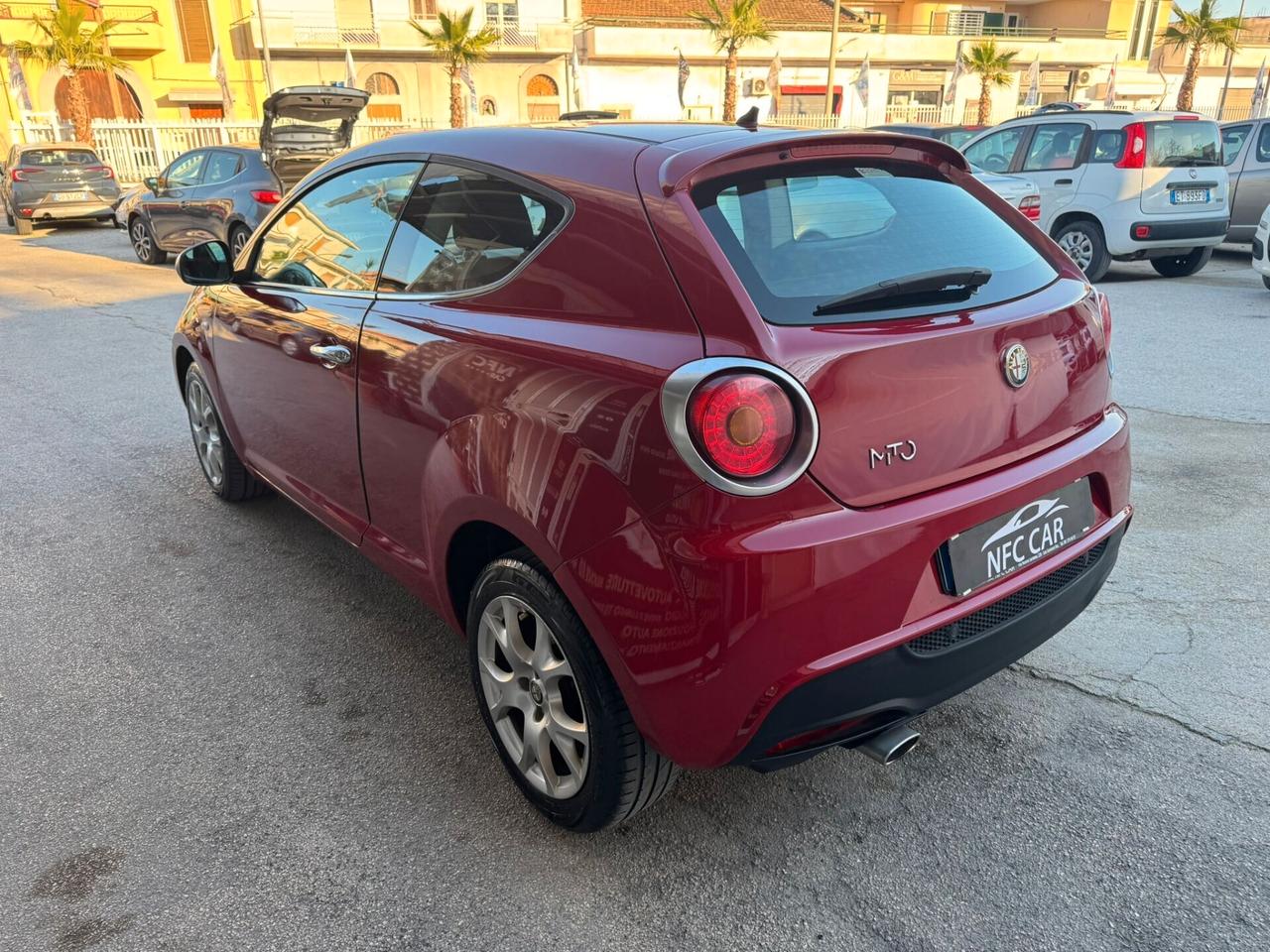 Alfa Romeo MiTo 1.6 JTDm-2 S&S Distinctive Sport Pack