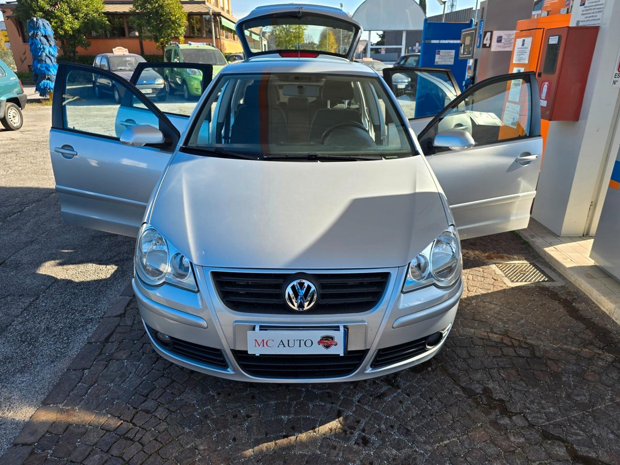 Volkswagen Polo 1.4/80CV 16V 5p. Con 160.000km