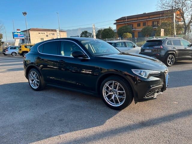 Alfa Romeo Stelvio 2.2 Turbodiesel 210 CV AT8 Q4 Veloce Tì