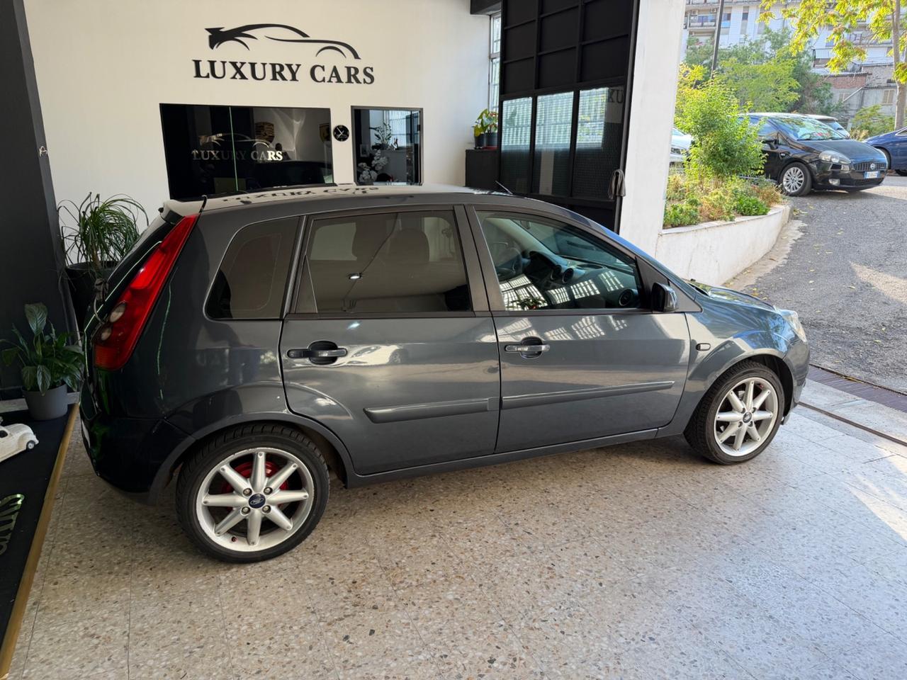 Ford Fiesta 1.4 TDCi 5p. Titanium