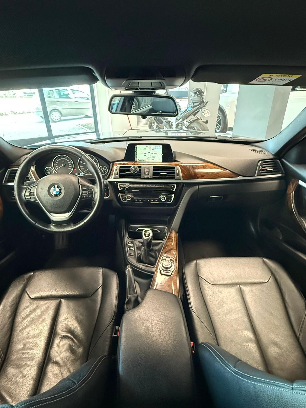 Bmw 320 320d xDrive Touring Msport