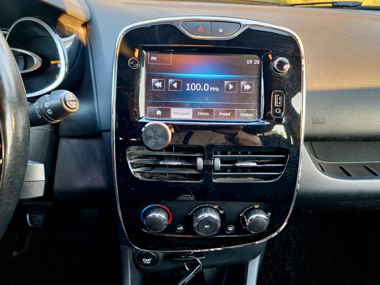 Renault Clio Sporter 1.5 dCi 8V 75CV Live 2013-E5B Manuale NEO