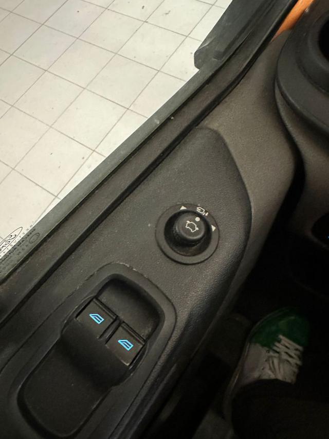 FORD Transit Custom 280 2.0 TDCi 130 PC Furgone Trend