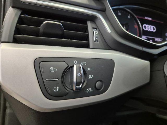 AUDI A4 Avant 35 TDI S tronic Business - Carplay - Sensori