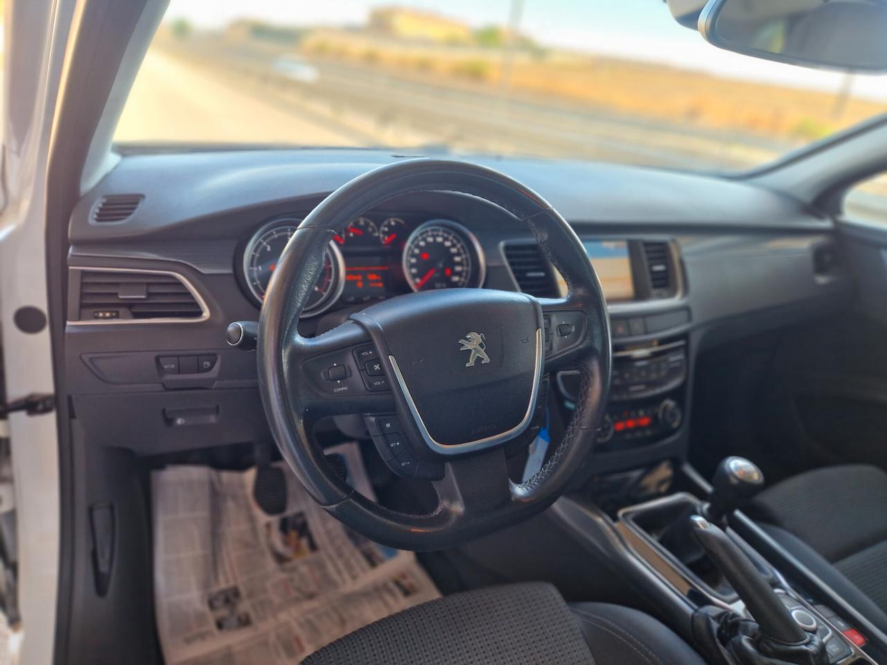 Peugeot 508 2.0 HDi 163CV SW Ciel Active
