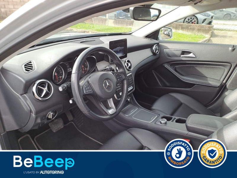 Mercedes-Benz GLA 200 SPORT AUTO