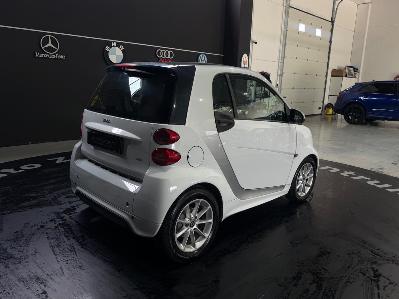 Smart ForTwo 800 40 kW coupé passion cdi