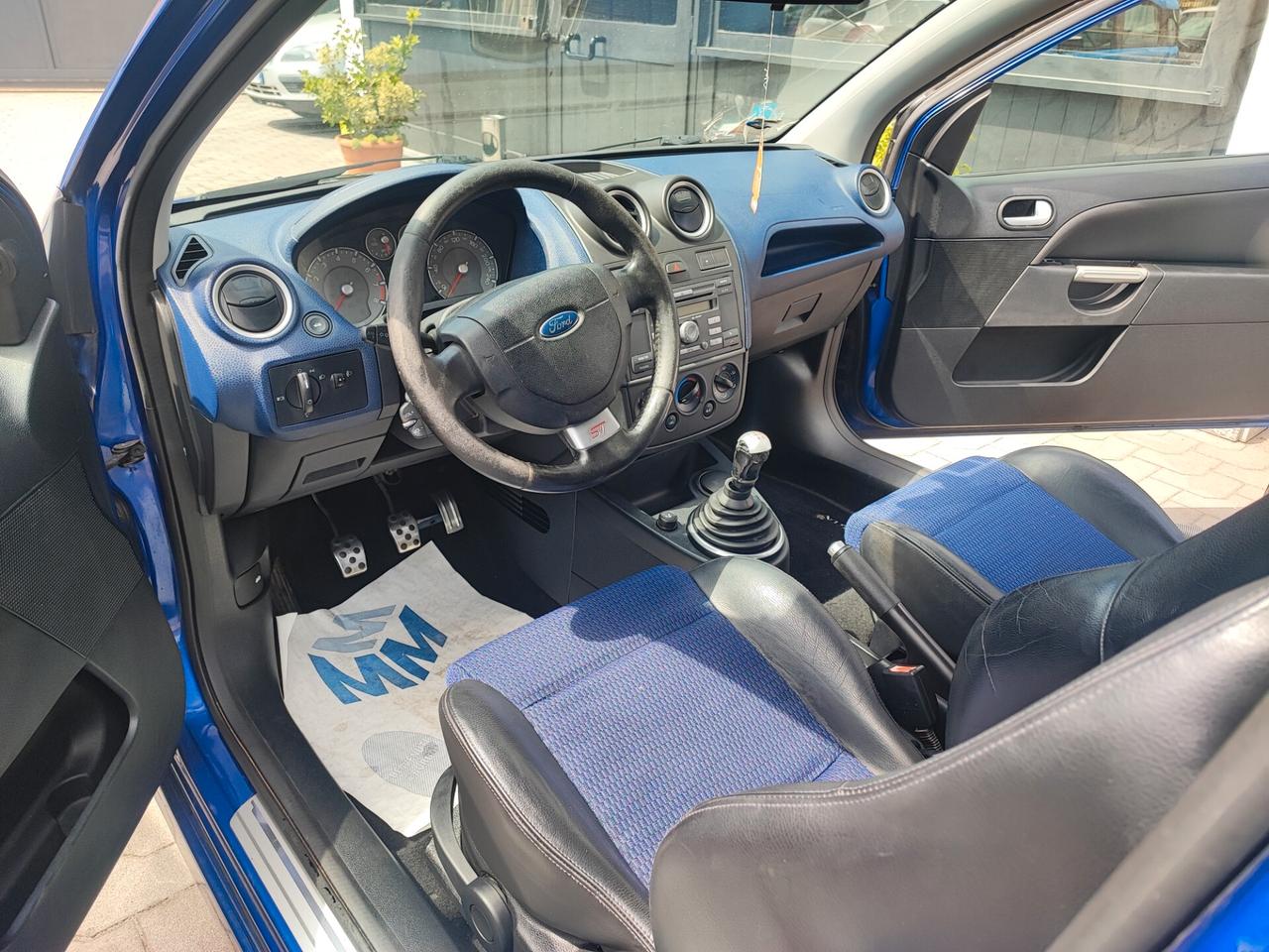 Ford Fiesta 2.0 16V 3p. ST uni-pro