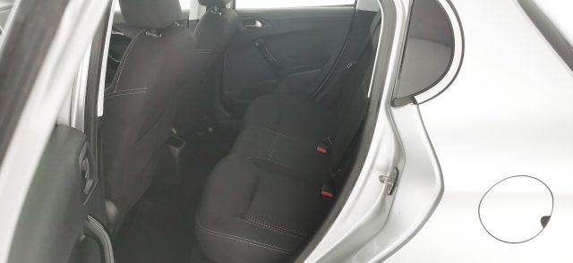 PEUGEOT 208 PureTech 82 5 porte Allure