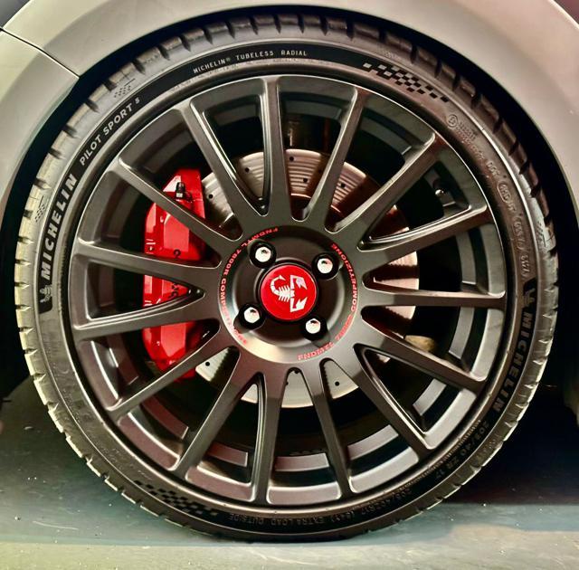 ABARTH 695 1.4 Turbo T-Jet 180 CV M.T.A.