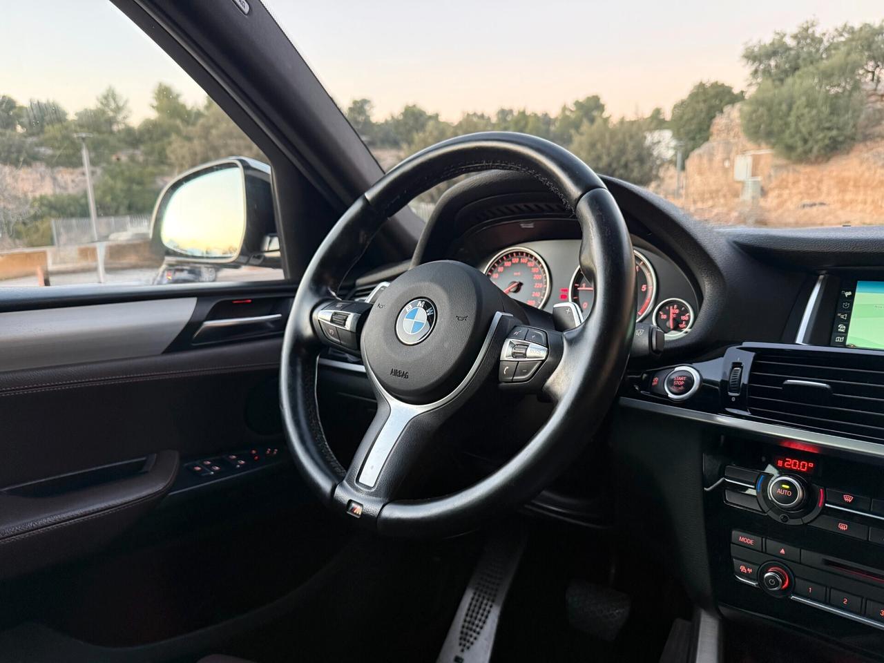 BMW X4 M-SPORT/2.0 X-Drive 190CV/CERCHI 20"/PELLE/LED