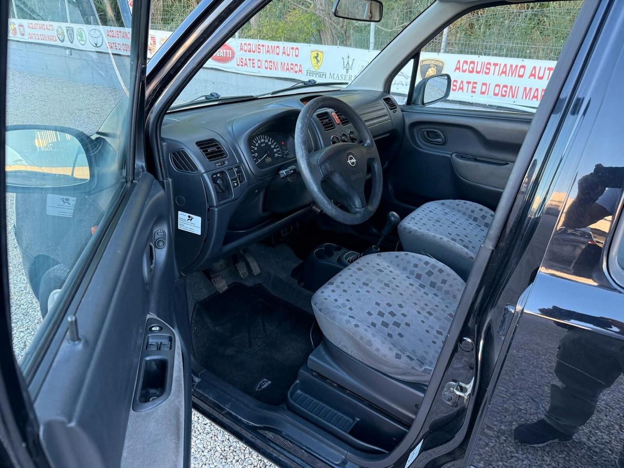 Opel Agila 1.0 12V Cosmo