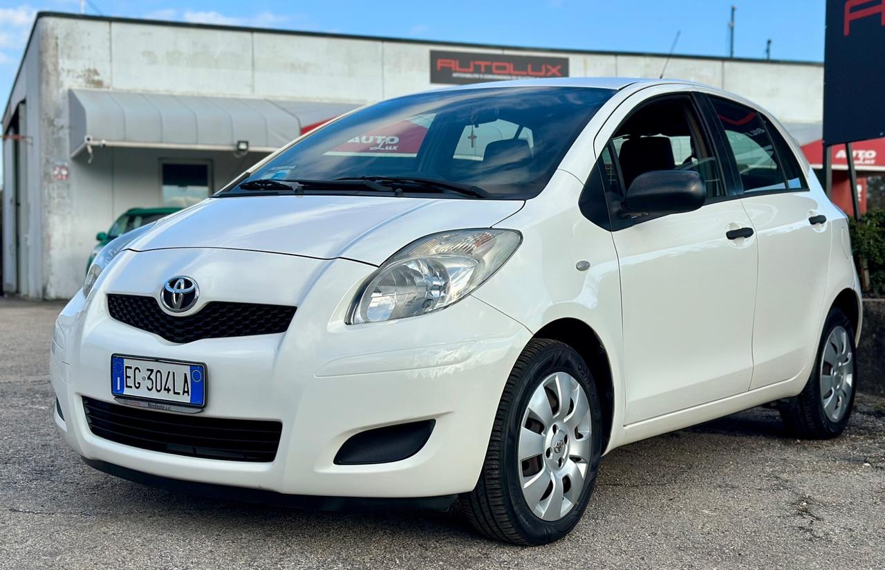 TOYOTA YARIS 1.0 5 porte 2011 - OK NEO PATENTATI